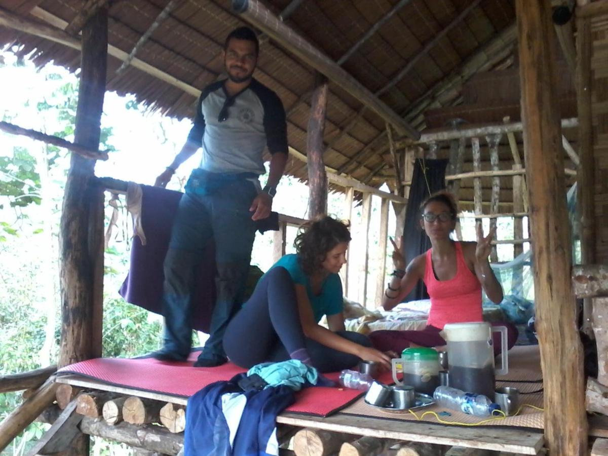Orangutantreksumatra & Lovely Jungle Lodge Only Book If You Are Treking With Us Bukit Lawang Eksteriør billede